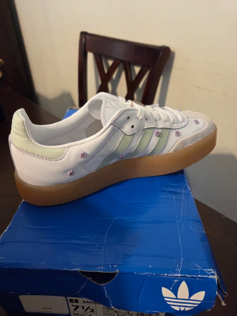 Womens Adidas Sambae size 7.5 - Picture 7 of 10
